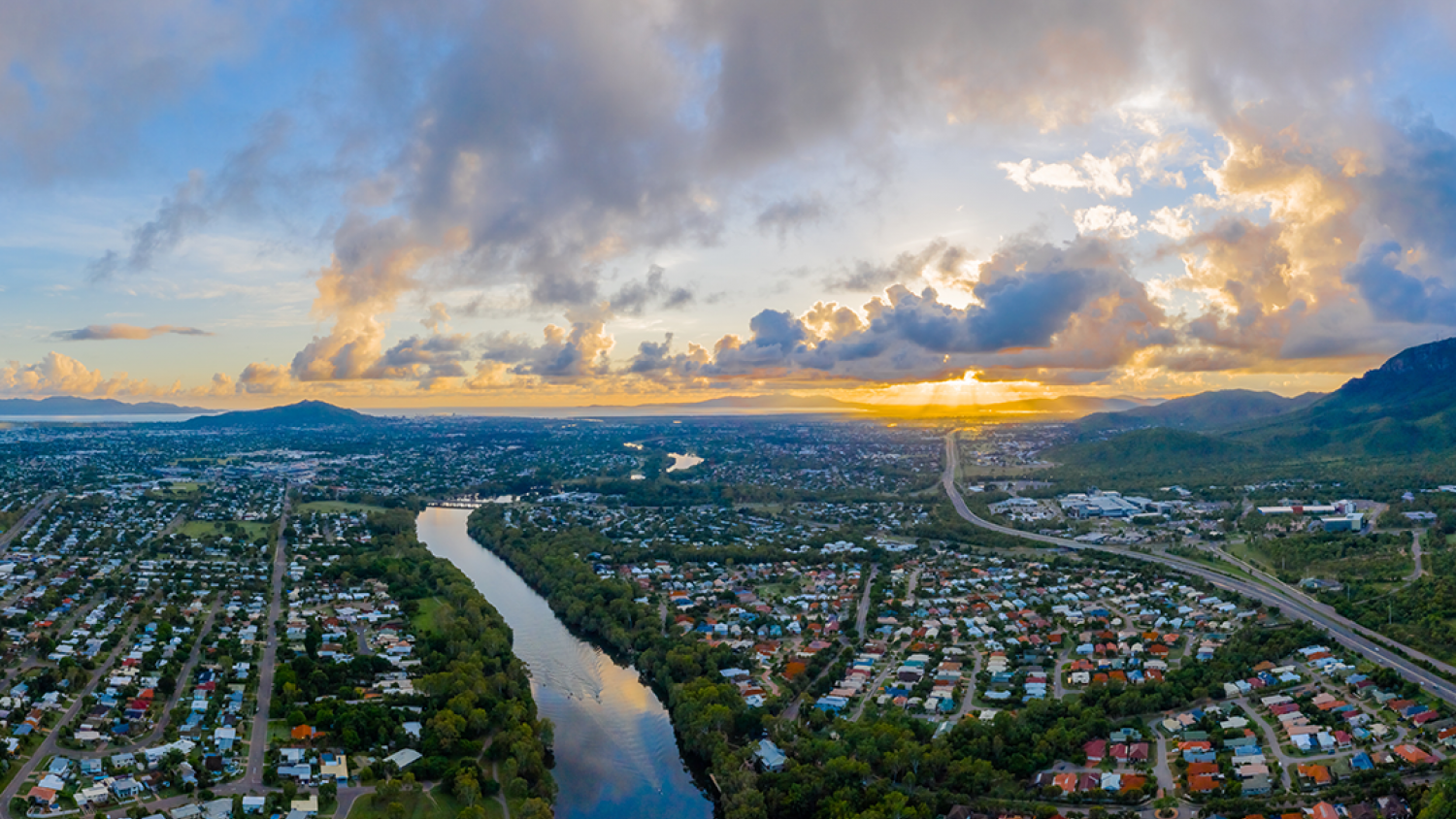 SGS Economics and Planning Growing regional aus